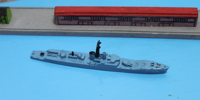 Fregatte HMS "Blackpool" blau (1 St.) GB 1958 Tri-ang M 793